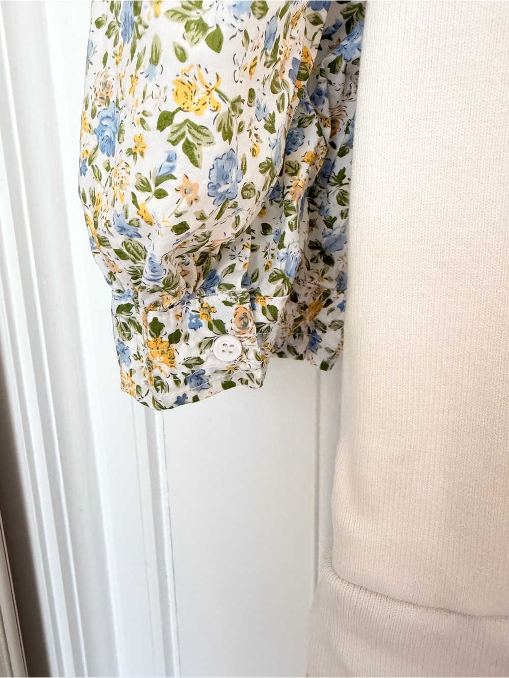 Anthropologie Cream Pullover with Blue & Yellow Floral Sleeves - Picture 5 of 5